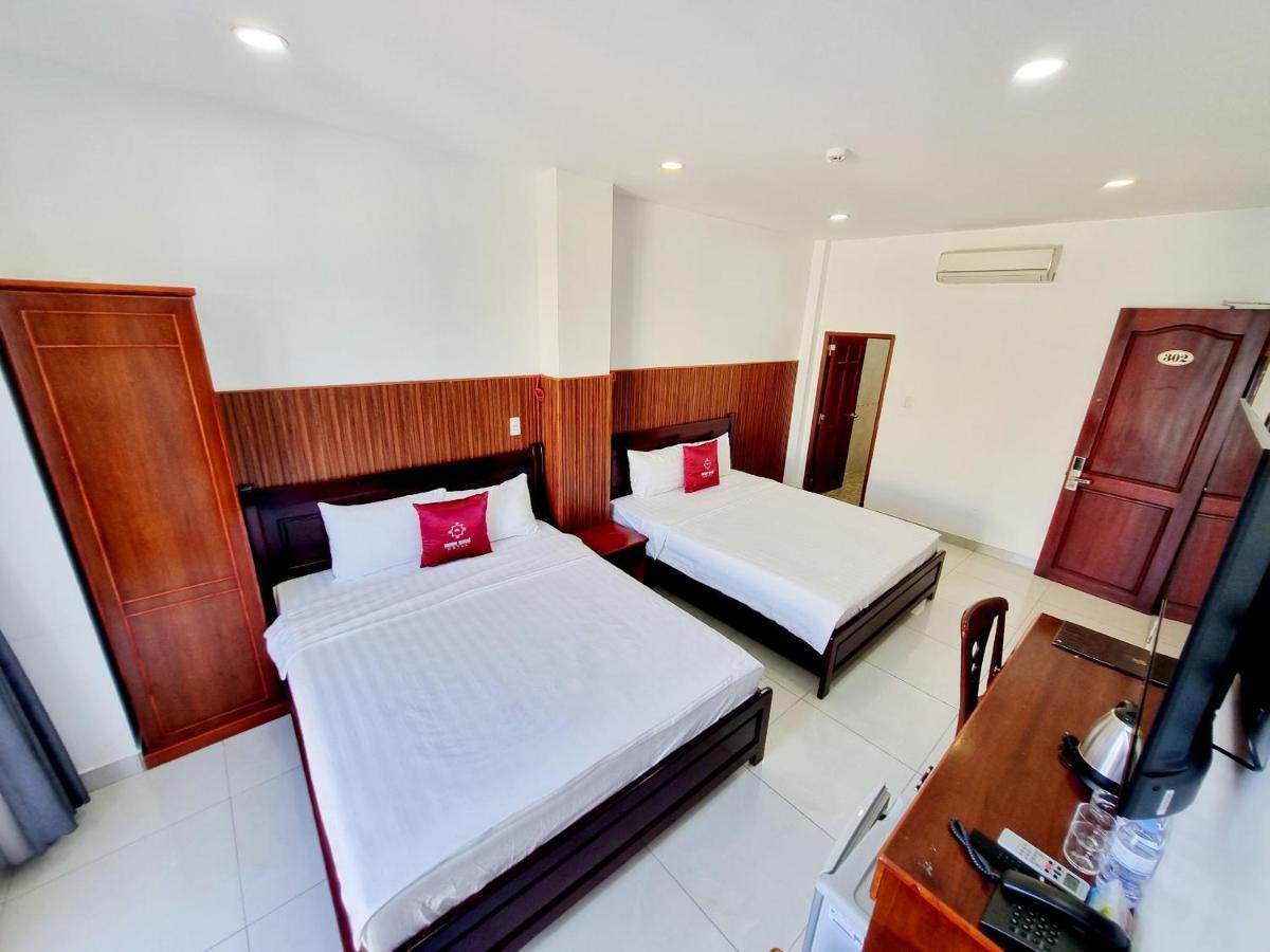 Minh Khue Hotel Vinh Long Exterior photo